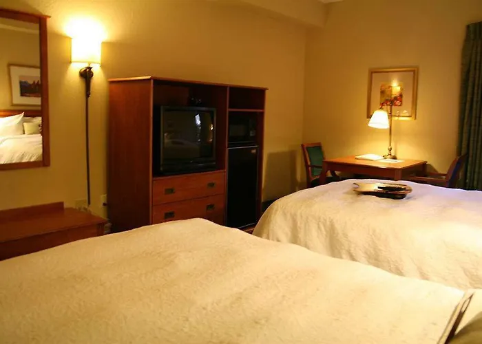 Hotel Hampton