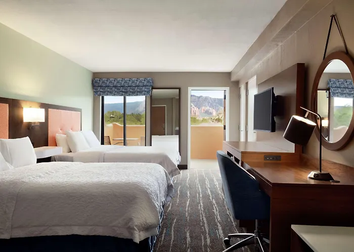 Hotel Hampton 3*