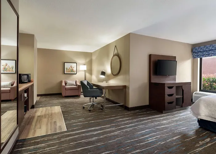 Hampton Hotel