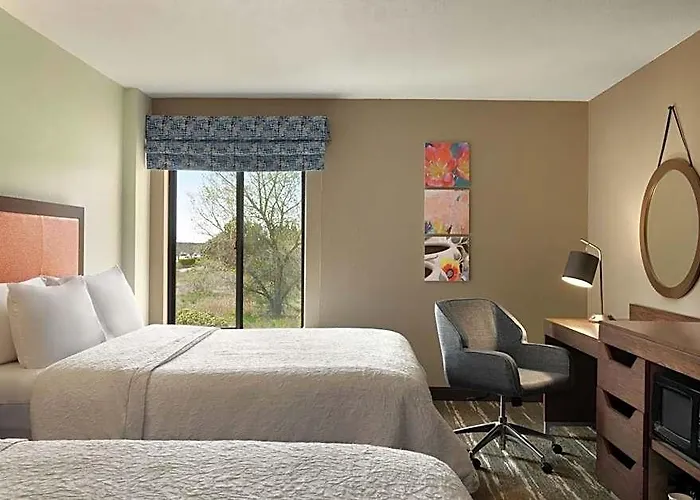 Hampton Hotel