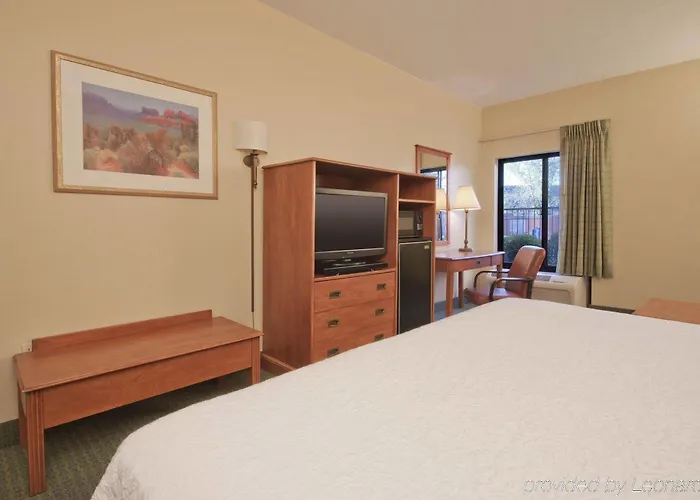 Hampton 3* Sedona