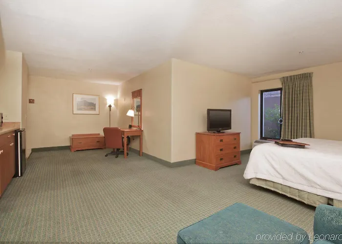 Hotel Hampton